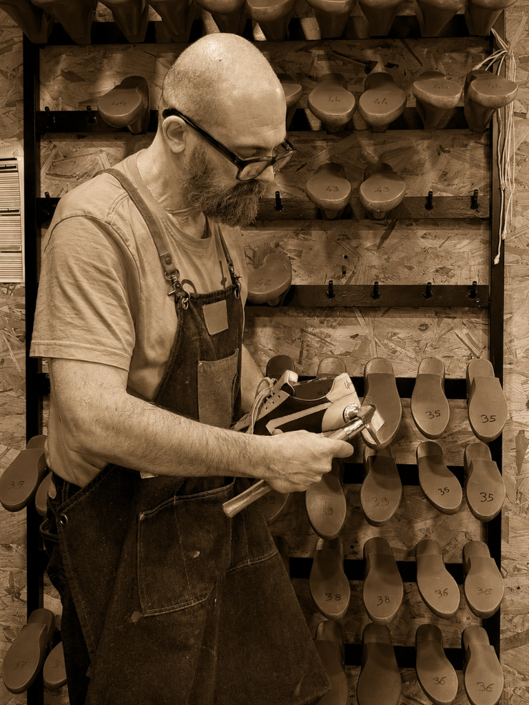 Joel artisan montage basket fabriquée en France