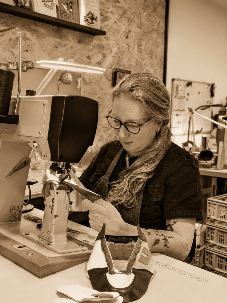 Objets en cuir personnalisés pour les professionnels artisan
