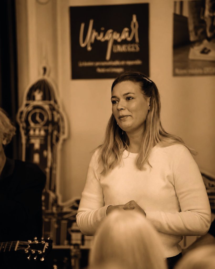 Noémie JEZEQUEL, animatrice de la soirée Uniqua X Eclats d'Email
